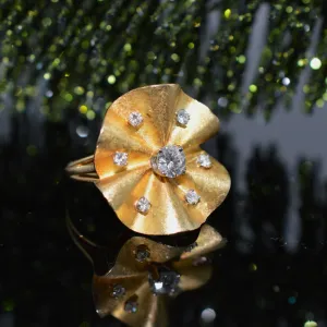 18K Yellow Gold Diamond Fashion Ring