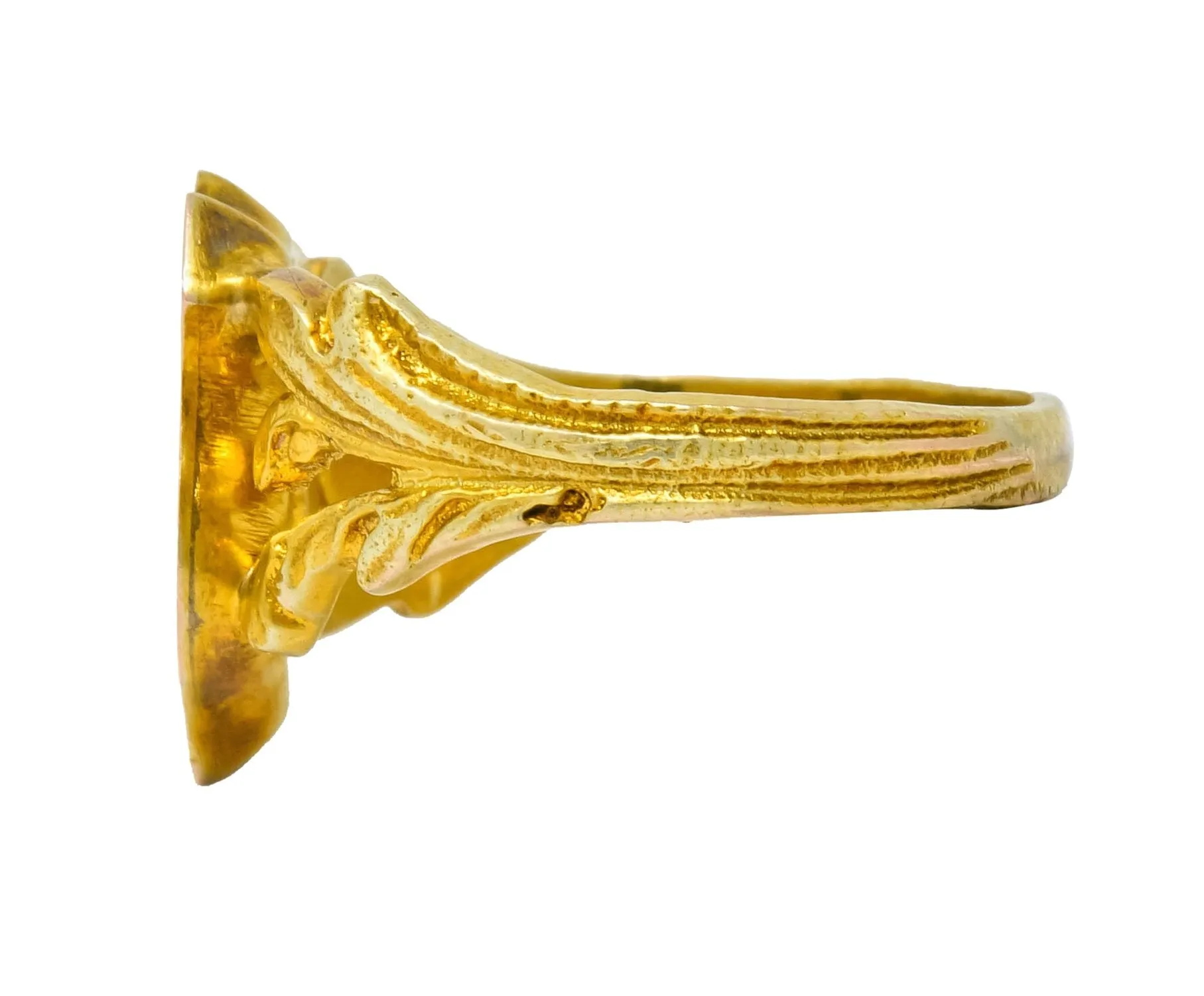 Art Nouveau 12 Karat Yellow Gold Shield Signet Unisex Ring