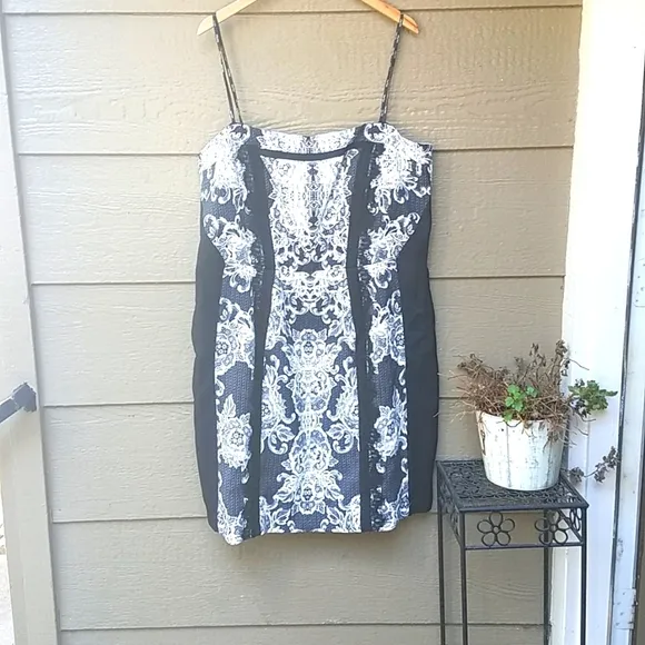 City Chic Lace Affair Printed Sheath Dress With Straps XL 24 NWT NEW