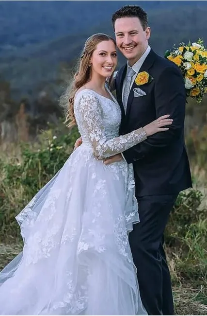 Classy Long Sleeves V-Neck Garden Lace A-Line Wedding Dresses