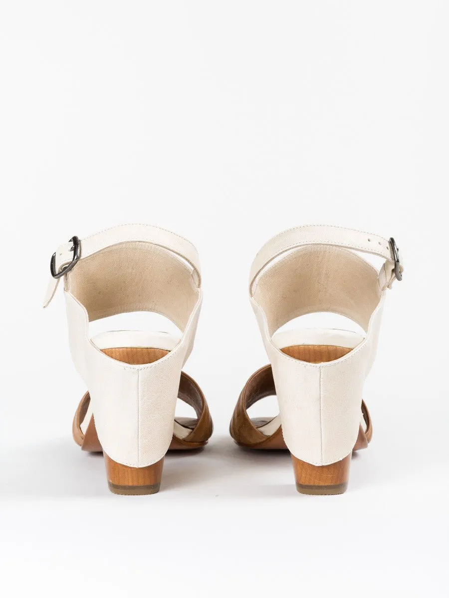 color block sandal - camel