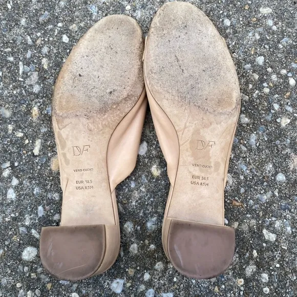 Diane Von Furstenburg Cream Leather Slide On Block Heel Sandals 8.5