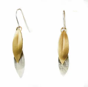 E3513w ELEGANT LINKS EARRINGS