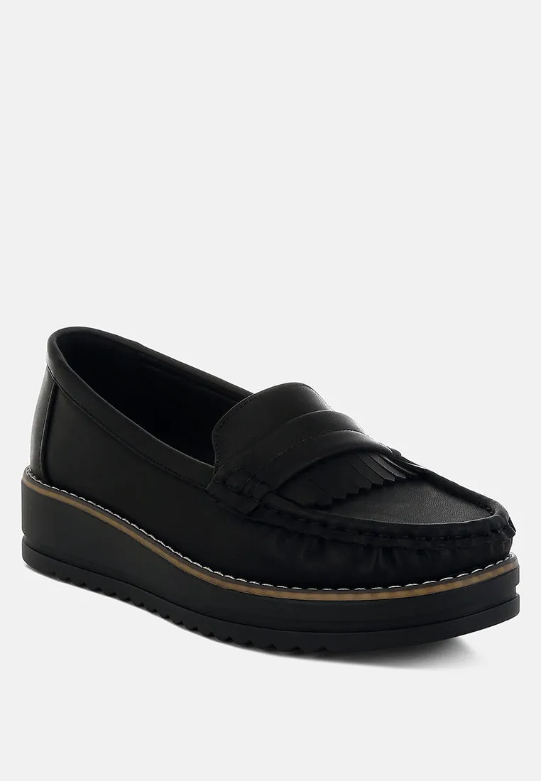 Fringed Nubuck Loafers


 By RAG