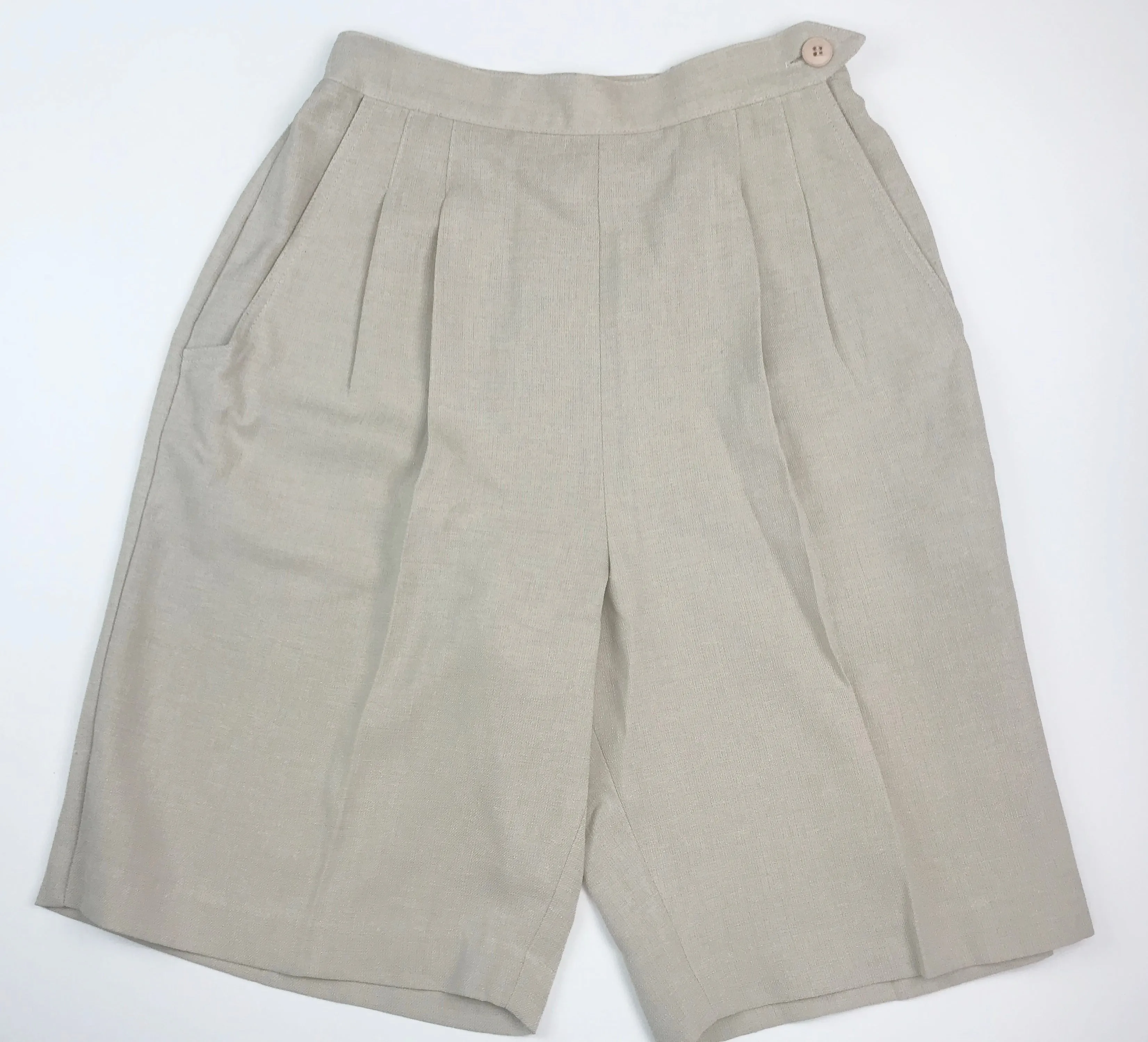 Hana Sport Short  21" - Tan