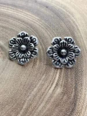 Kauri Stamped Silver Flower Earrings - 1.15"