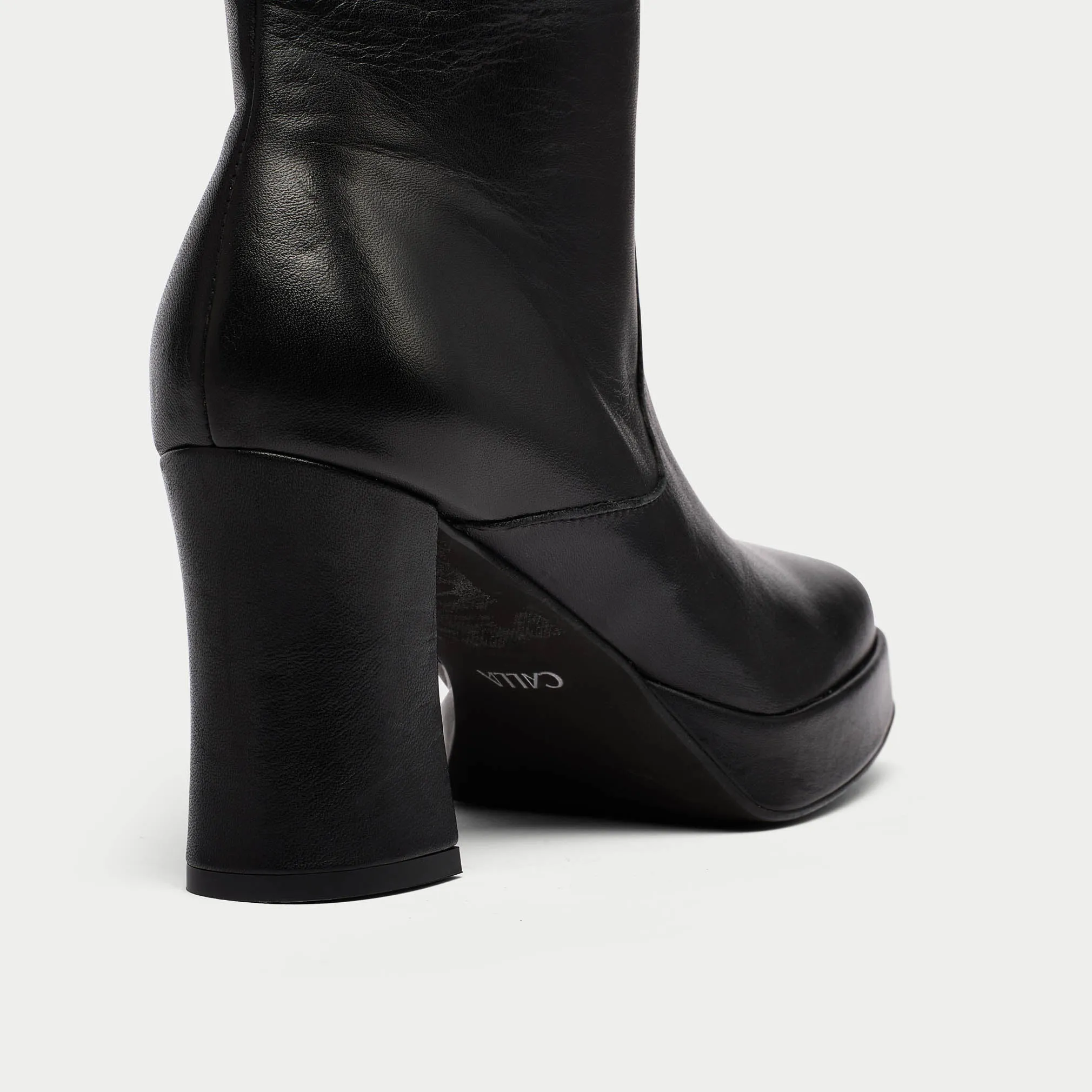 Martha - Black Leather