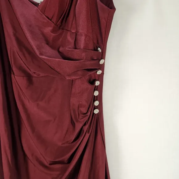 Oleg Cassini Elegant Burgundy Off-Shoulder Women's  Dress Size 16W