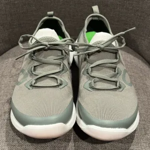 OOFOS Women's OOMG Sport LS Low Shoe Lace up -Olive Size 8