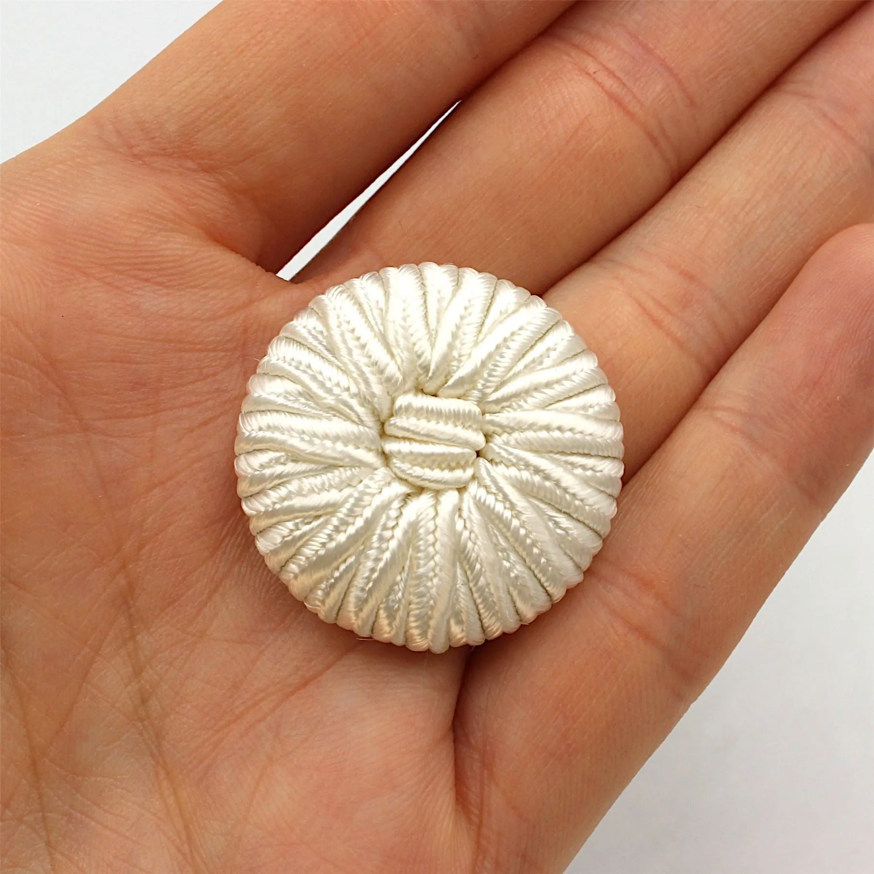 Passementerie Corded Button With Centre Knot 4455