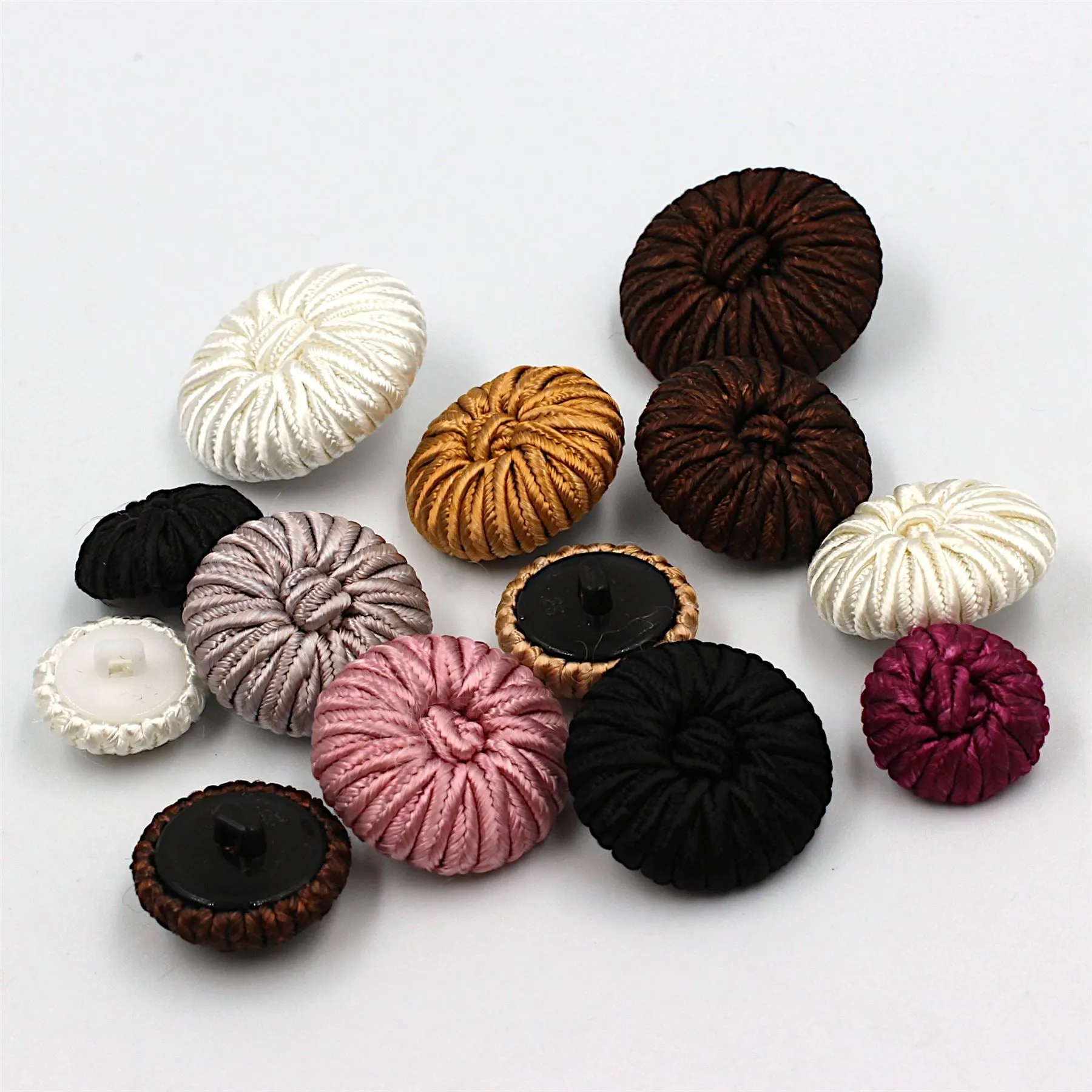 Passementerie Corded Button With Centre Knot 4455