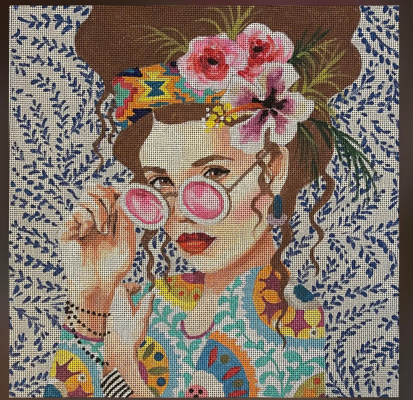 PE245 Elegant Hippie Lady