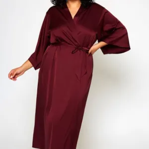 Plus Size Tania Robe- Burgundy