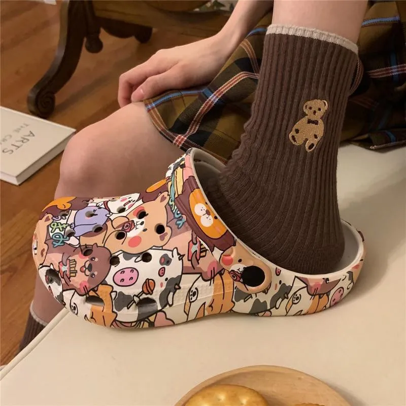 Retro Cartoon Hole Shoes Slippers UB3251