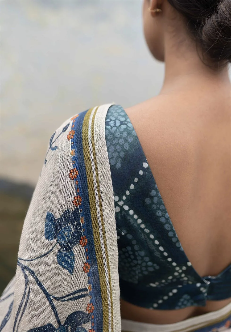 Yam   I   Lunigiana Indonesian Batik Saree SAREE Blouse Not Included LINEN WHITE & BLUE An Indian Summer YAMSR13