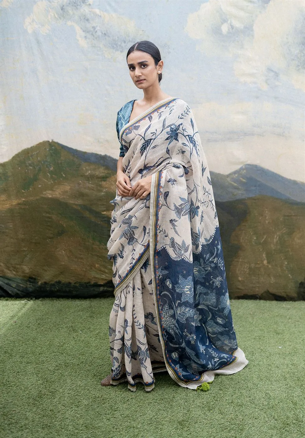 Yam   I   Lunigiana Indonesian Batik Saree SAREE Blouse Not Included LINEN WHITE & BLUE An Indian Summer YAMSR13